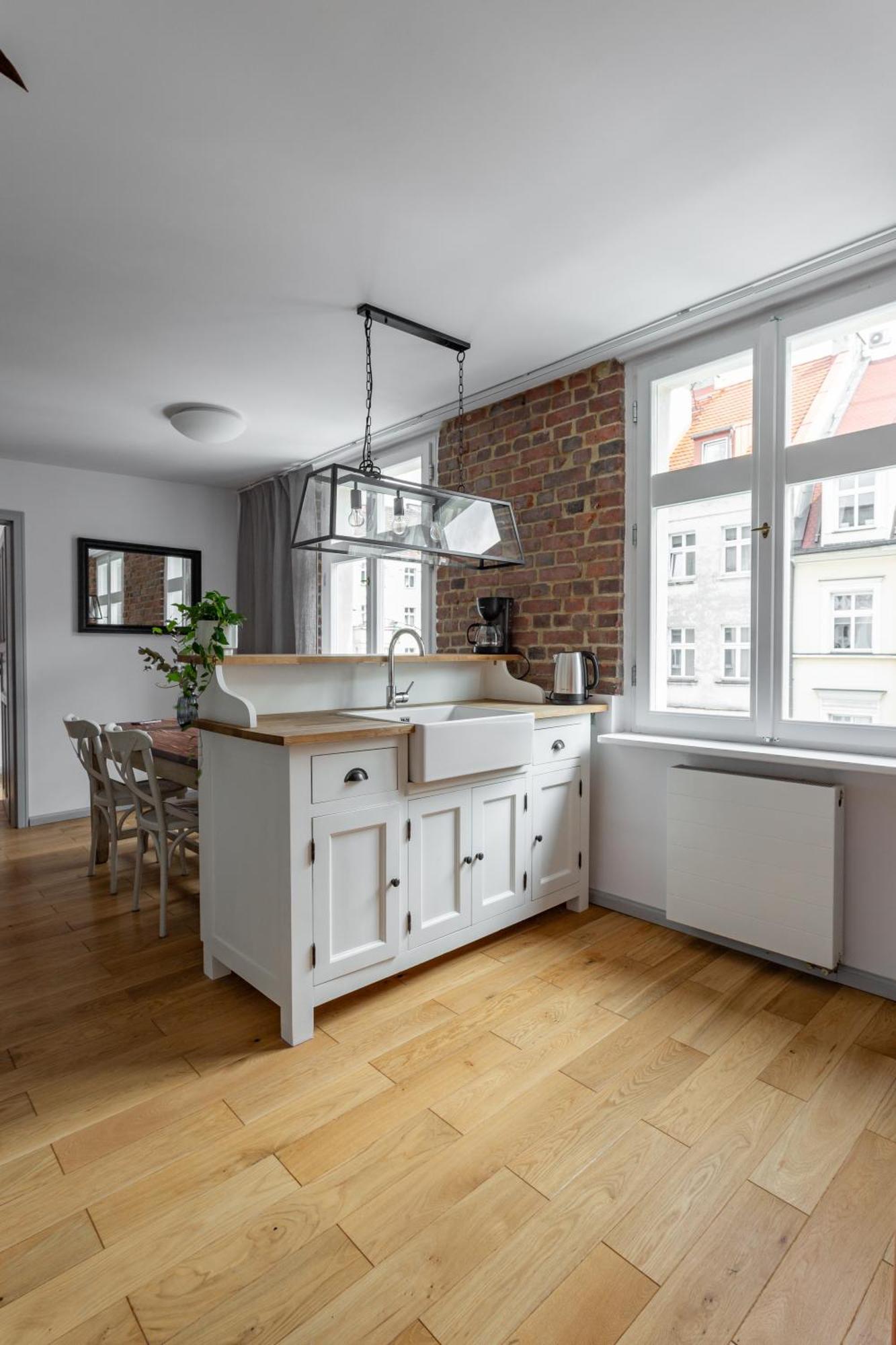 Klimatyczne Mieszkanie W Centrum Poznań Extérieur photo