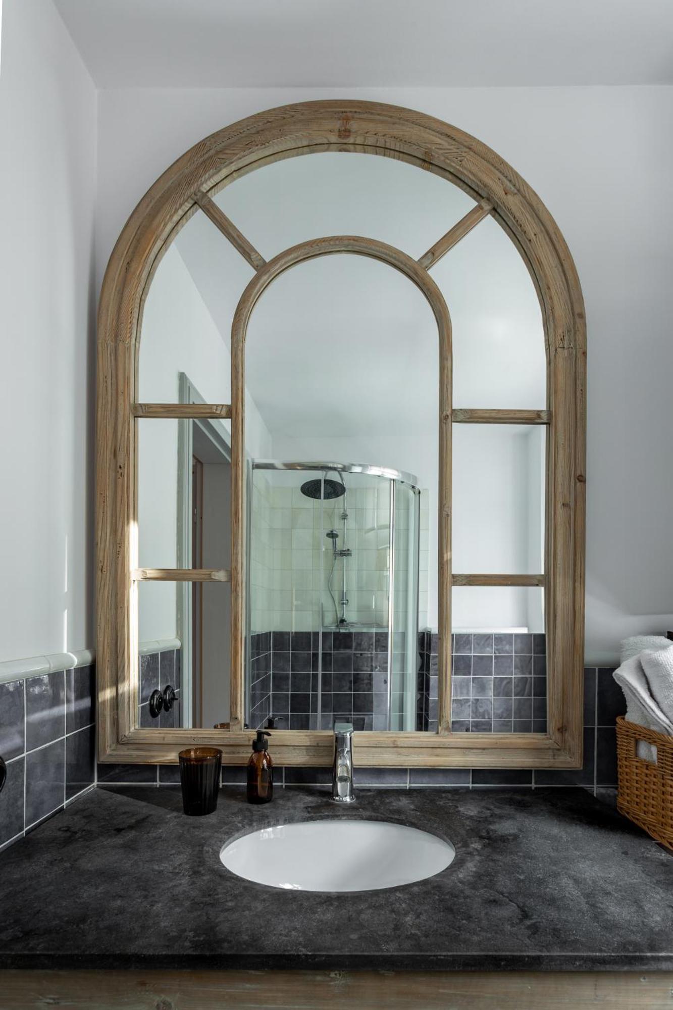 Klimatyczne Mieszkanie W Centrum Poznań Extérieur photo