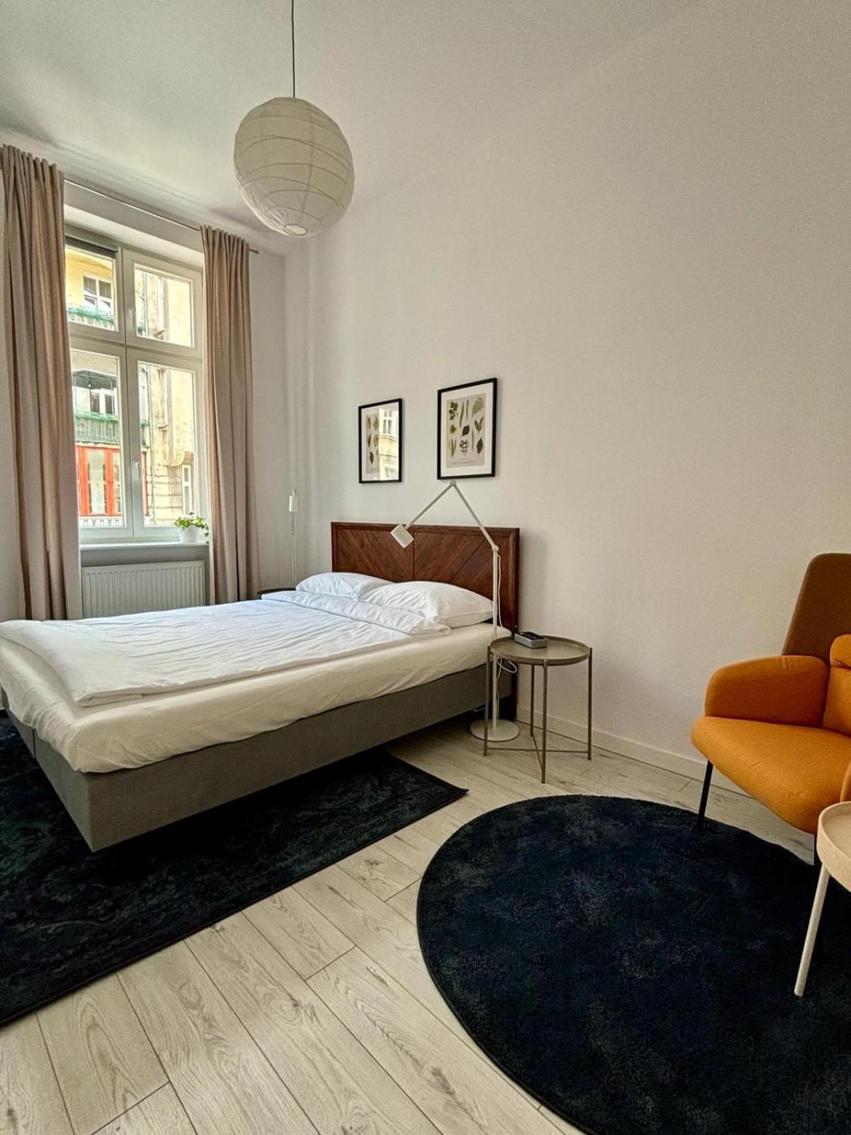 Klimatyczne Mieszkanie W Centrum Poznań Extérieur photo
